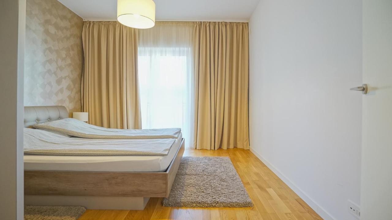 Downtown Premium Apartments Μπρασόβ Εξωτερικό φωτογραφία