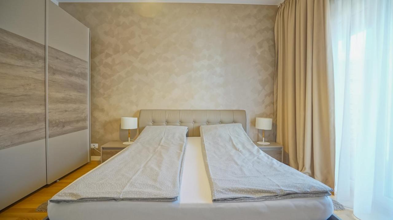 Downtown Premium Apartments Μπρασόβ Εξωτερικό φωτογραφία